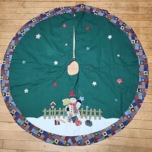 3D Christmas Tree Skirt Snowman & Gifts Patchwork Green Red Prima Creations 44"